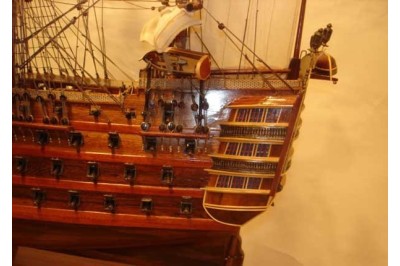 Modelo HMS Vitória | modelo galeão inglês